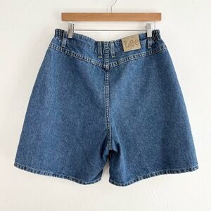 Vintage medium wash denim high waist shorts by Lee